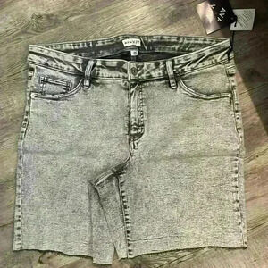 Gray acid wash Ava & Viv plus size Jean shorts size 18w